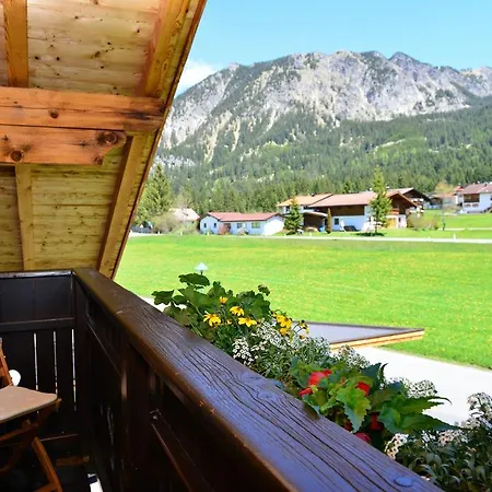 Sonn Alpin - Ferienwohnungen Grän Extérieur photo